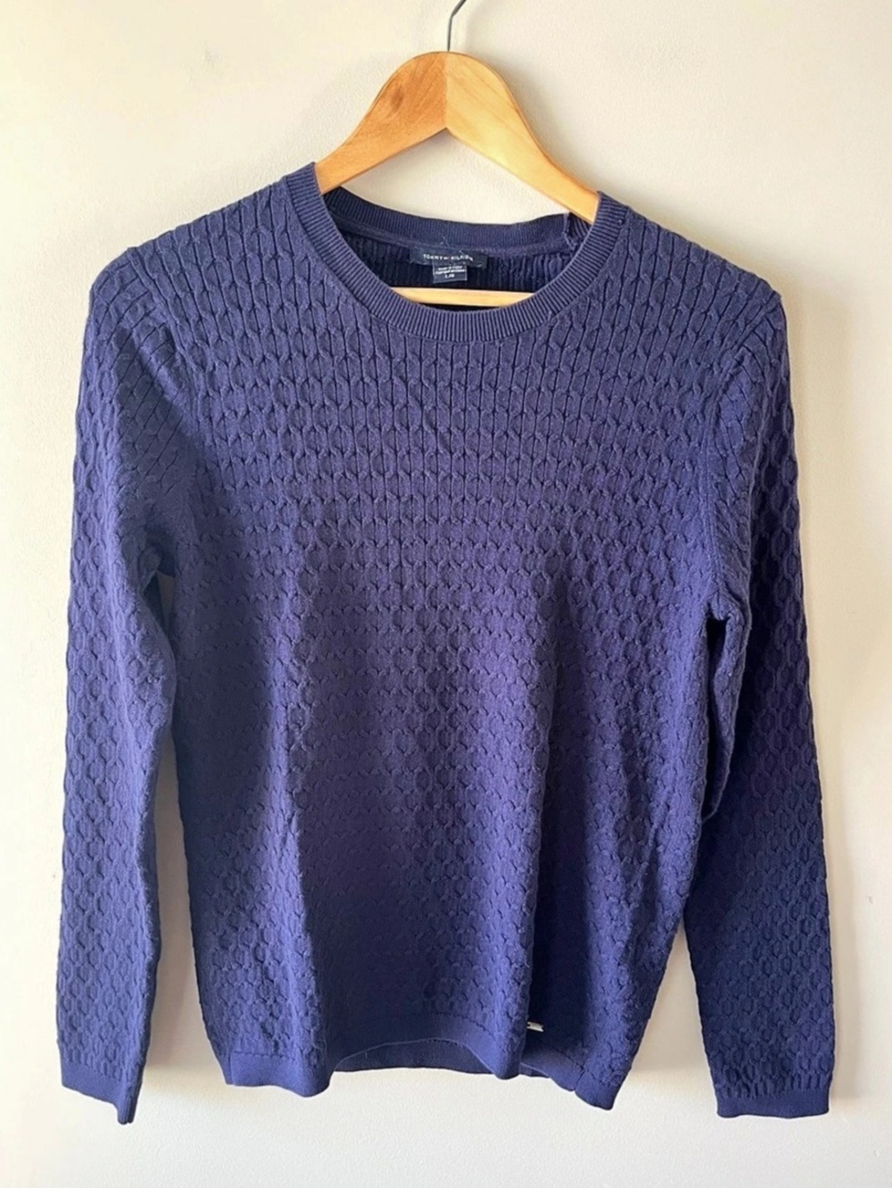 Tommy Hilfiger Women's Textured Crewneck Sweater Blue Size Large -Preppy